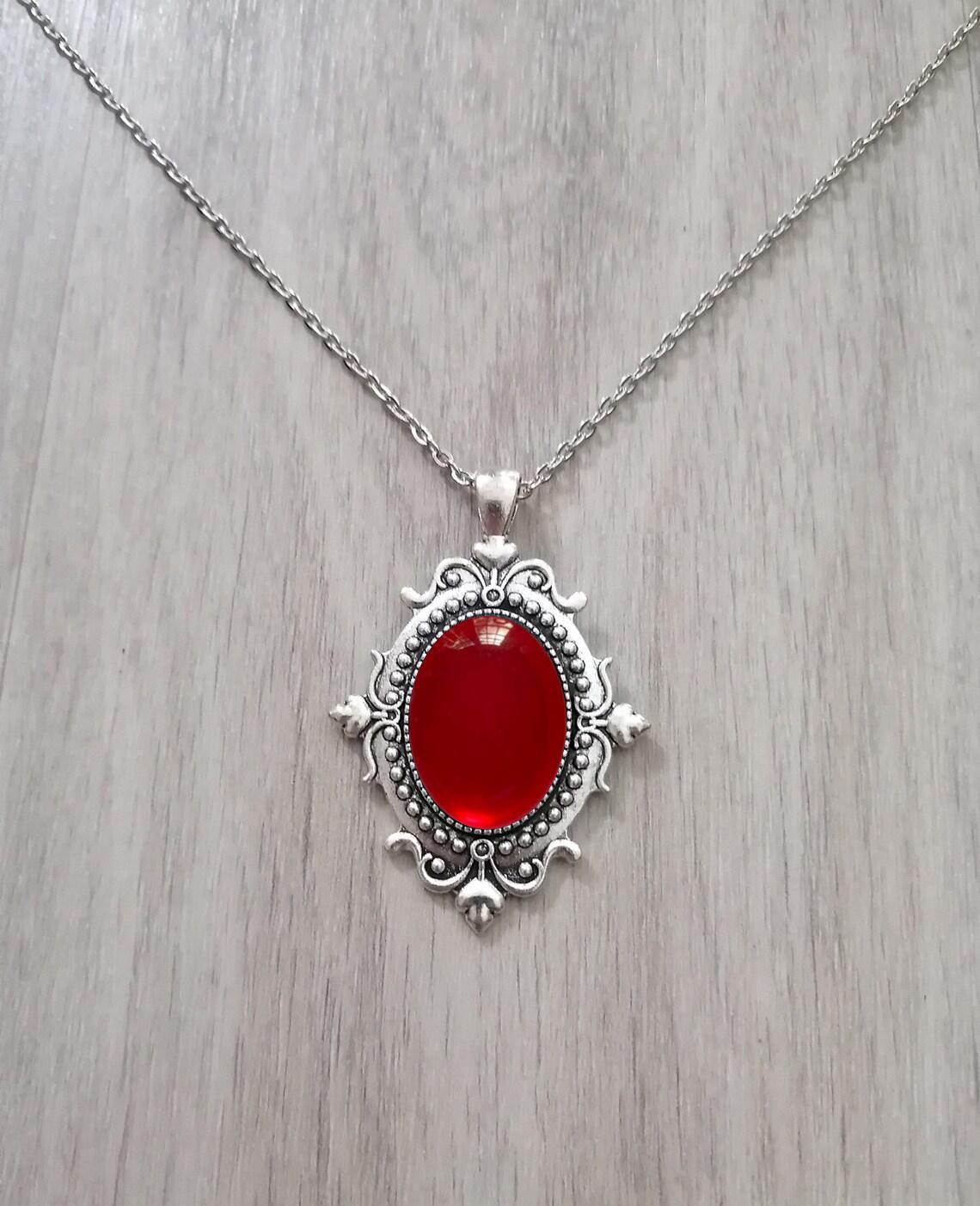 Gothic Vintage Bronze Pendant Necklace Personality