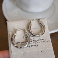 Fashion Metal Texture High Sense Ear Clip Women