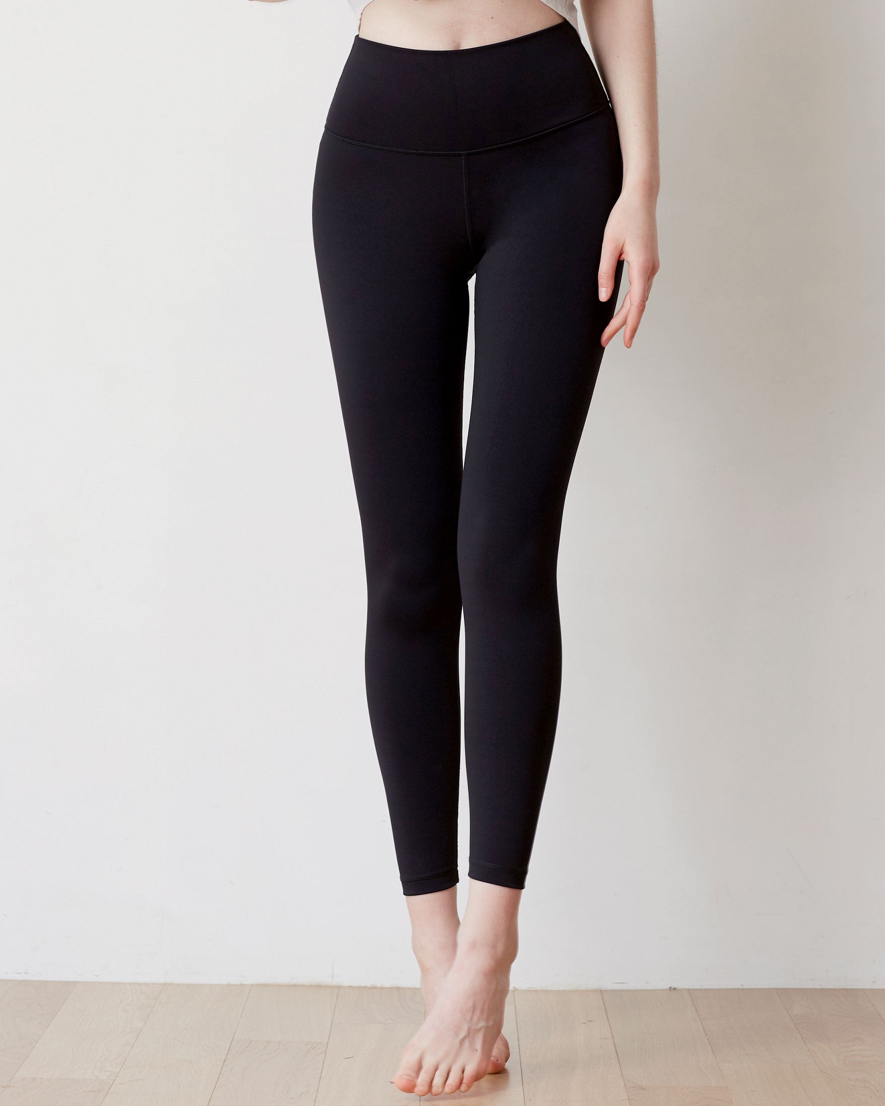 Essential Ventiflo™ Leggings 26