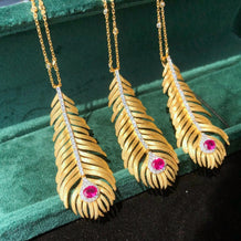 Light Luxury 925 Silver Brushed Feather Pendant Necklace