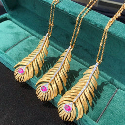 Light Luxury 925 Silver Brushed Feather Pendant Necklace