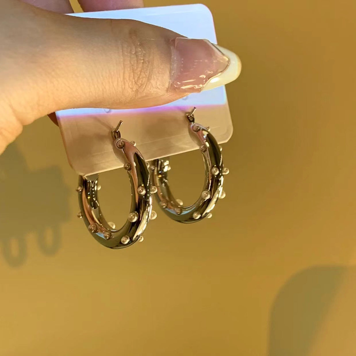 Fashion Metal Texture High Sense Ear Clip Women